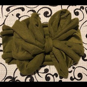 Olive green messy bow